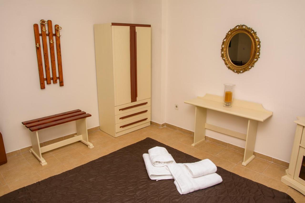Stefanie'S Rooms Ασπροβάλτα Εξωτερικό φωτογραφία