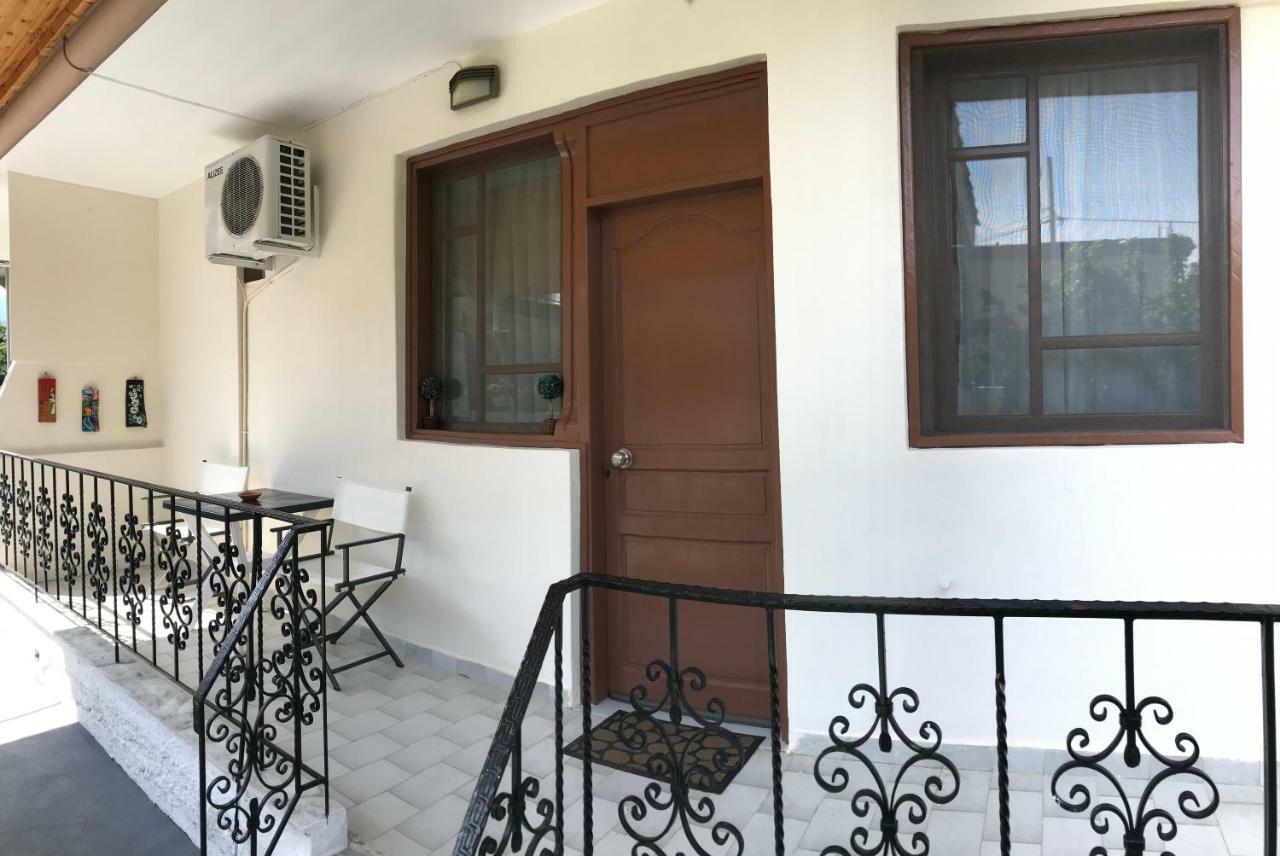 Stefanie'S Rooms Ασπροβάλτα Εξωτερικό φωτογραφία